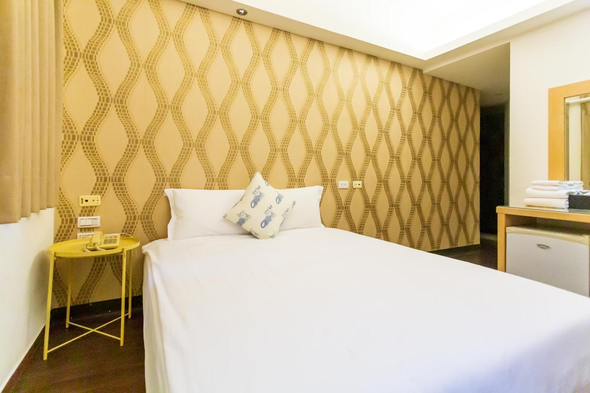 Newrise Hotel Kaohsiung Bagian luar foto