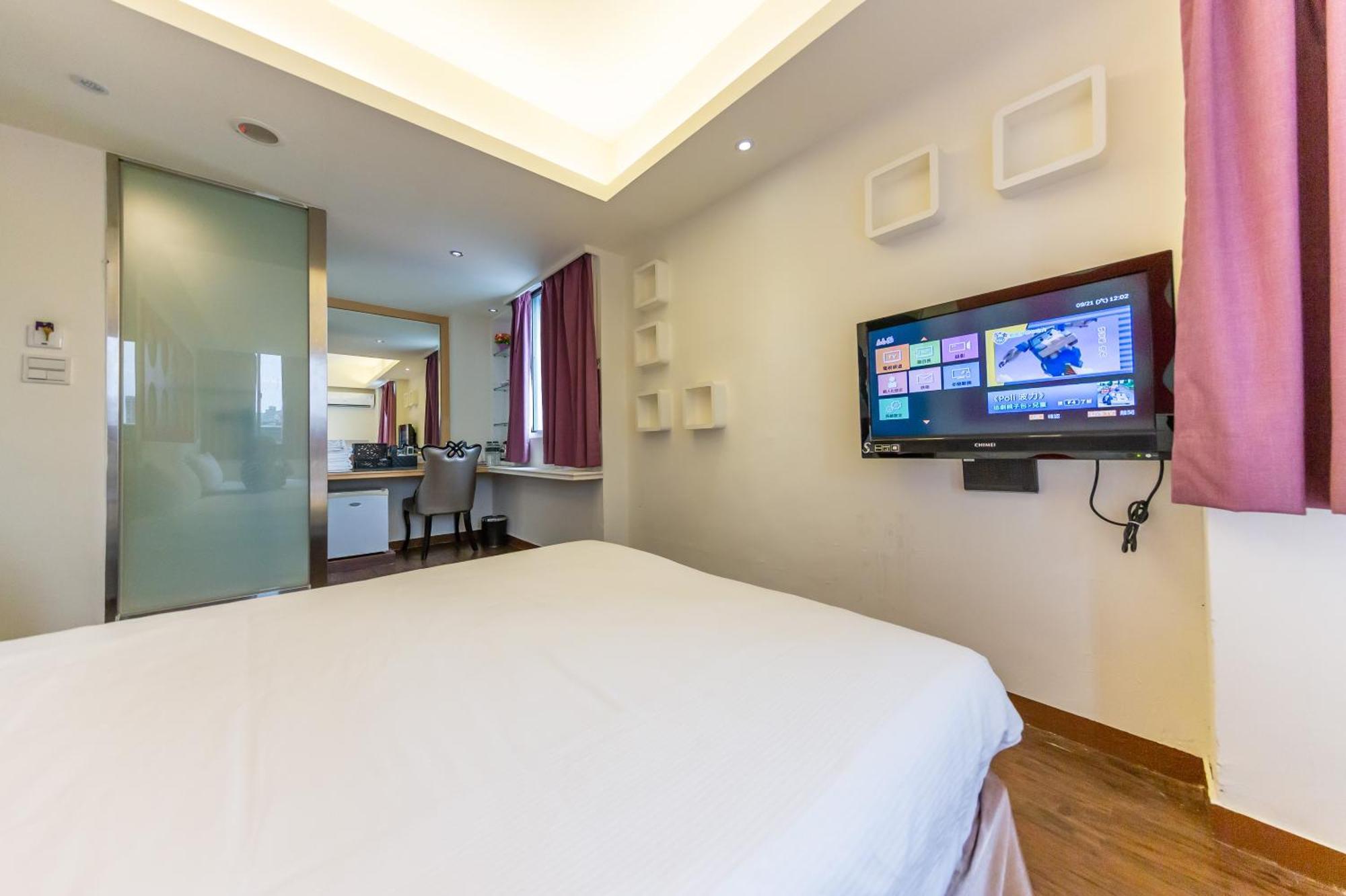 Newrise Hotel Kaohsiung Bagian luar foto