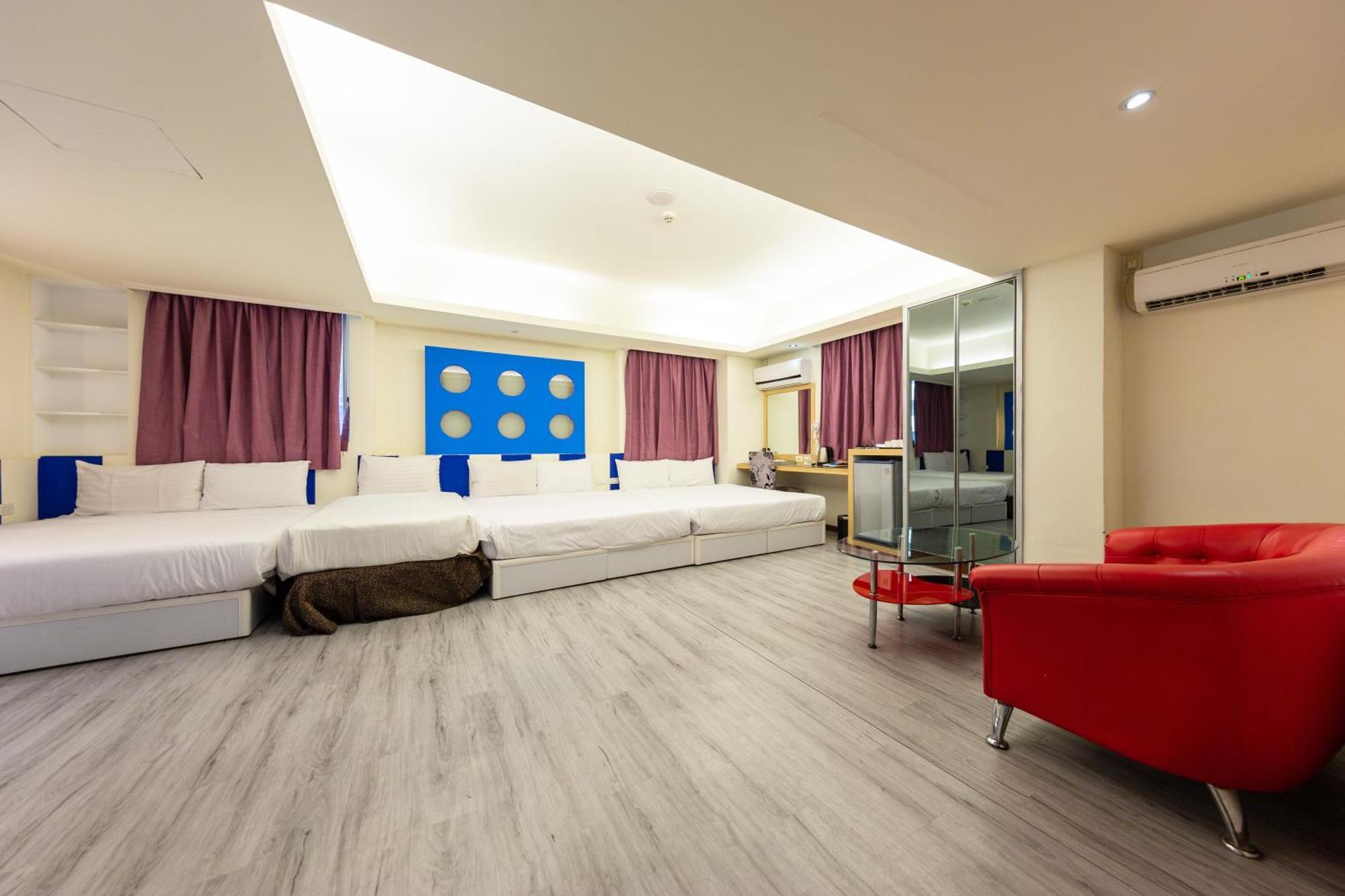 Newrise Hotel Kaohsiung Bagian luar foto
