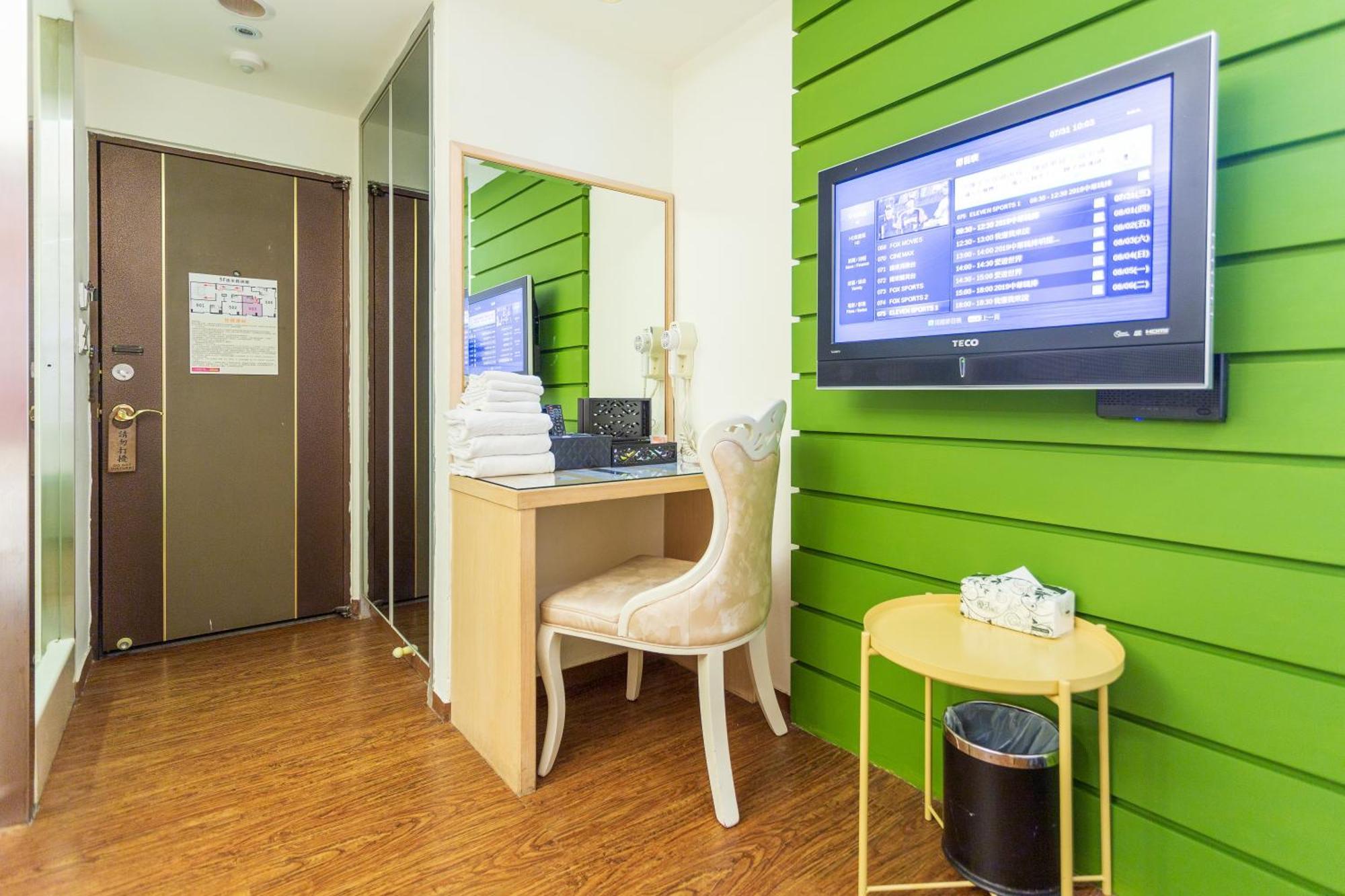 Newrise Hotel Kaohsiung Bagian luar foto