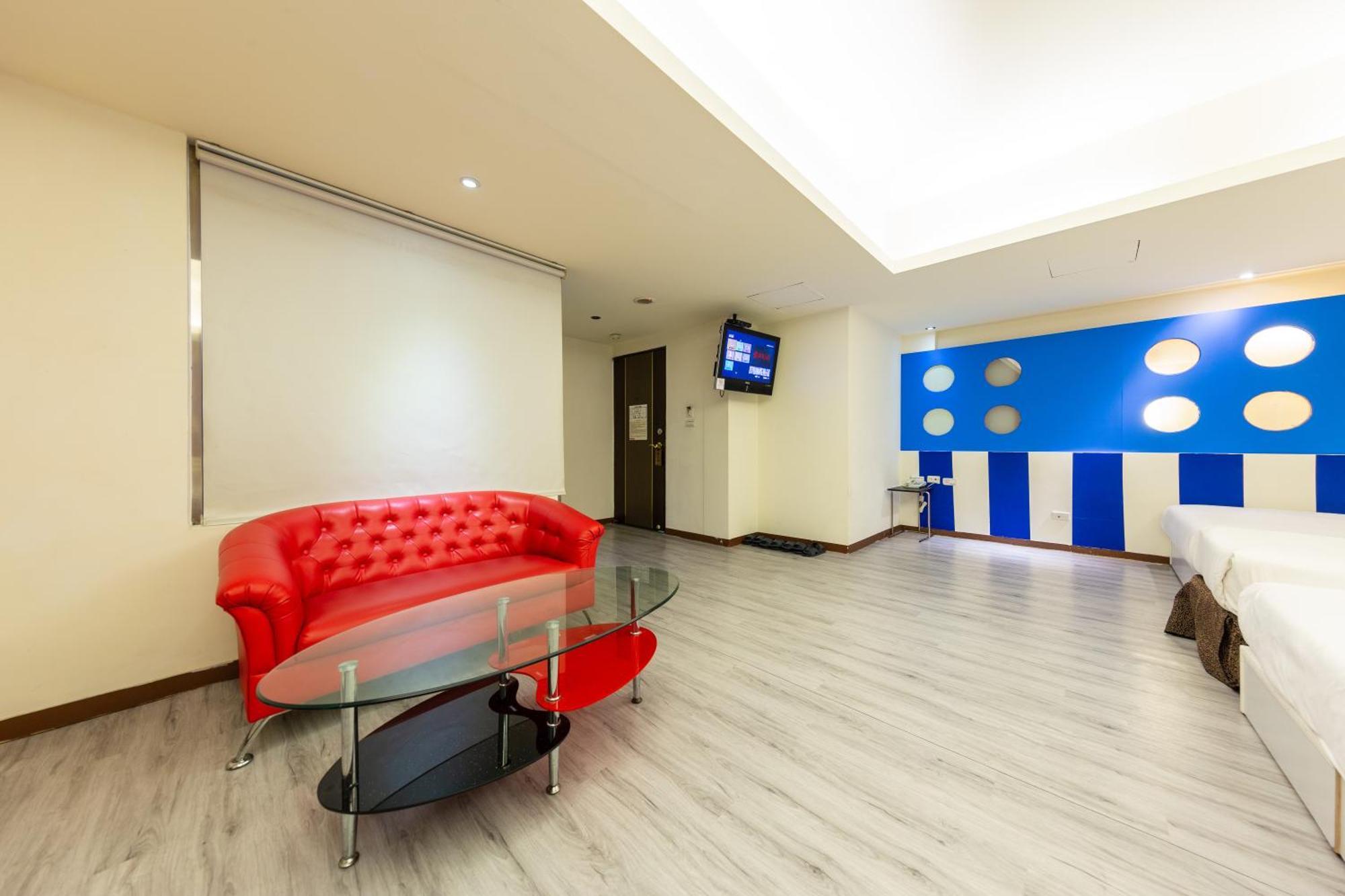 Newrise Hotel Kaohsiung Bagian luar foto
